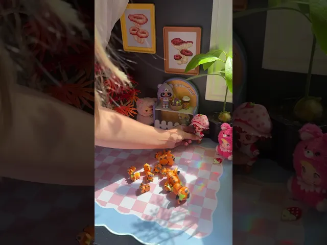 Spooky Piggy boops video thumbnail