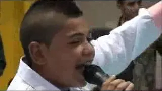 اجمل صوت طفل تسمعه ياحمام الدوح وش مالك تون  اجمل صوت طفل تسمعه ياحمام الدوح وش مالك تون