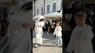 LITTLE BOY DANCING TEACHING ASTRONOMIA TUZELITY SHUFFLE  LITTLE BOY DANCING TEACHING ASTRONOMIA TUZELITY SHUFFLE