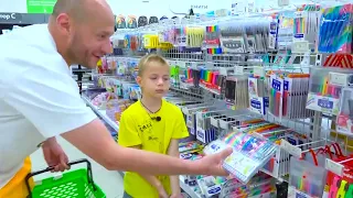 ФЁДОР СОБИРАЕТСЯ В ШКОЛУ