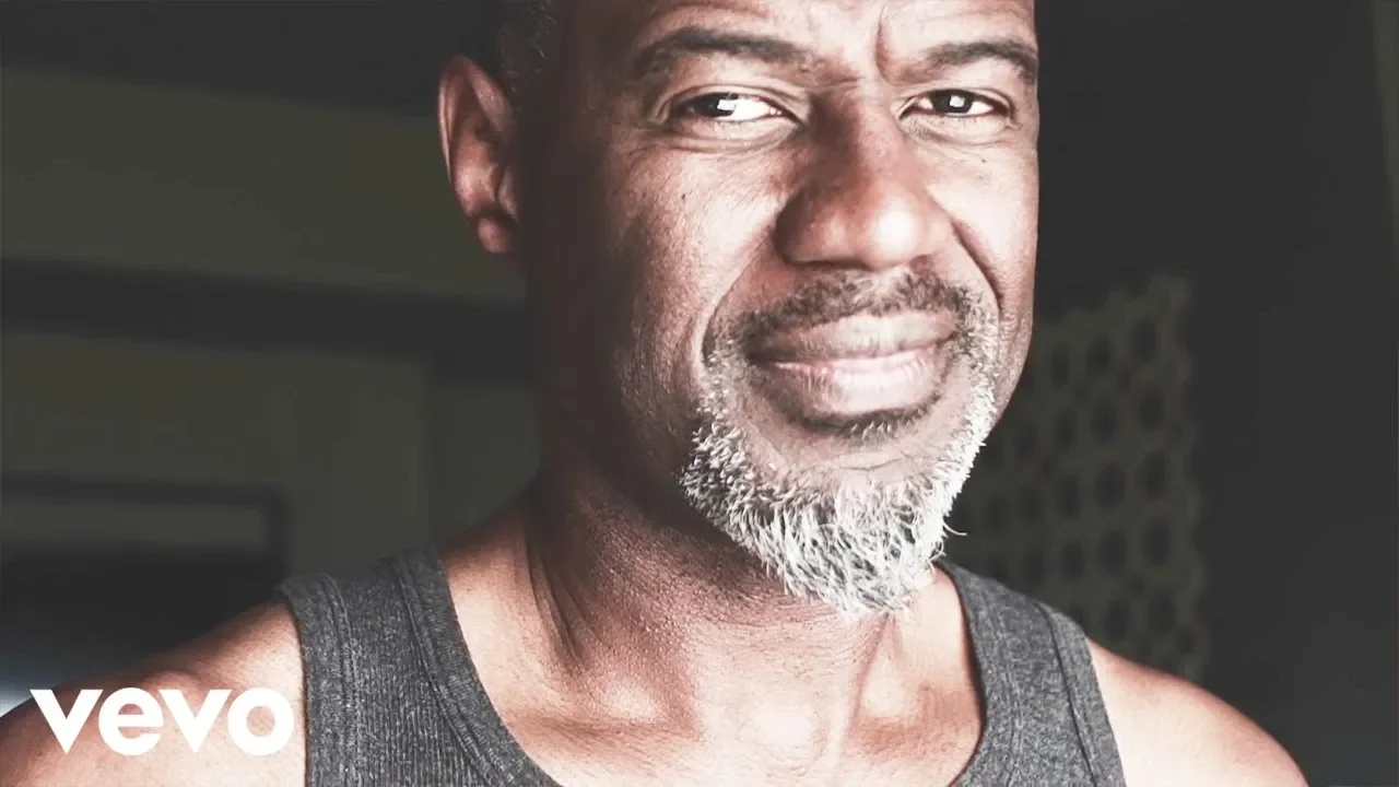 Brian McKnight - Forever (Official Video) Brian McKnight - Forever (Official Video)