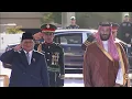 Download Lagu Tiba di Istana Al-Salam, Pelukan Hangat Persahabatan Pangeran MBS Sambut Kedatangan Presiden Prabowo