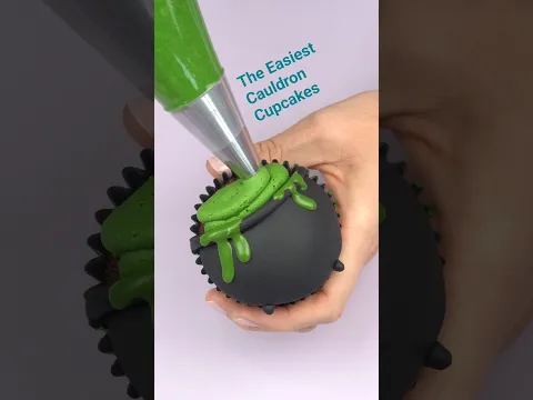 The Easiest Spooky Cupcakes 🎃