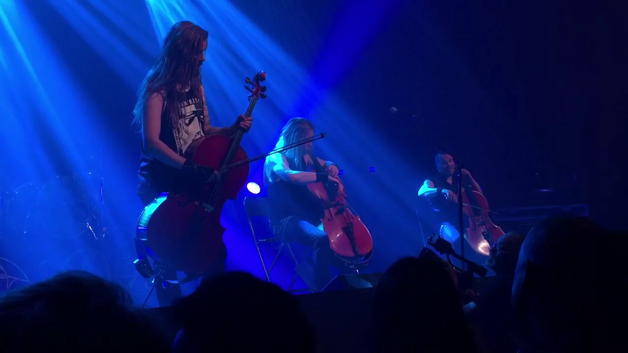 Apocalyptica  "One" (Metallica Cover) Live Dallas, TX