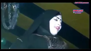 رقص فاجر فى فرح شعبى لابسة عباية بس 