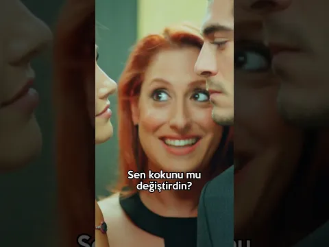 Tuval sayesinde Murat ve Hayat'ın yakın anları! | #aşklaftananlamaz #shorts