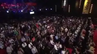 المغنين يغنون اغاني افلام شاروخان امامه 