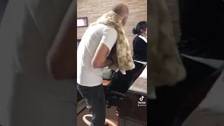 زعلانه مني مني مني تحت لحرام منتراضا دندنها