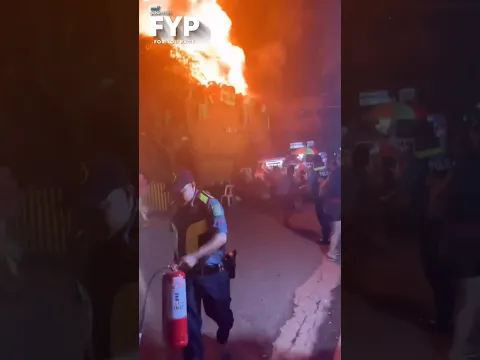 Actual Video: Kita sa Video ang pagtalon ng mga tao mula sa sunog sa Dumaguete City.!