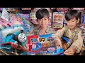 Lagu YUBI BELI MAINAN KERETA API THOMAS and FRIENDS HAPPY BANGET BESTIE‼️TOKO MAINAN LANGGANAN ADIK YUBI