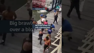 Big brawl breaks out over a blocked boat