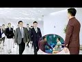 Download Lagu A hotel waiter helps an elderly man with luggage—unaware he’s the chairman who’ll change his life
