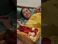 Hadiah kecil dariku untuk pusat duniaku, Juni.