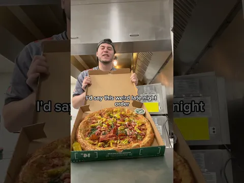 Why does The last hour have the WEIRDEST ORDERS?!?? #youtube #shorts #viralvideo #shortvideo #pizza