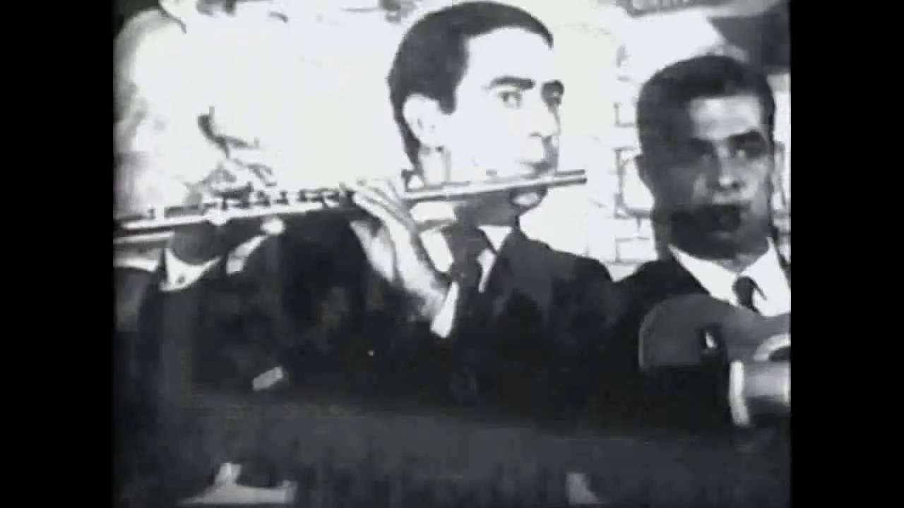 Pixinguinha (Sax) - Benedito Lacerda (flauta) - Atraente (Chiquinha Gonzaga) Pixinguinha (Sax) - Benedito Lacerda (flauta) - Atraente (Chiquinha Gonzaga)