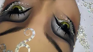 Finishing a doll mask