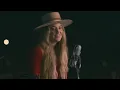 Lainey Wilson Performs “Heart Like A Truck”, “Things A Man Oughta Know” & More | Campfire Sessions