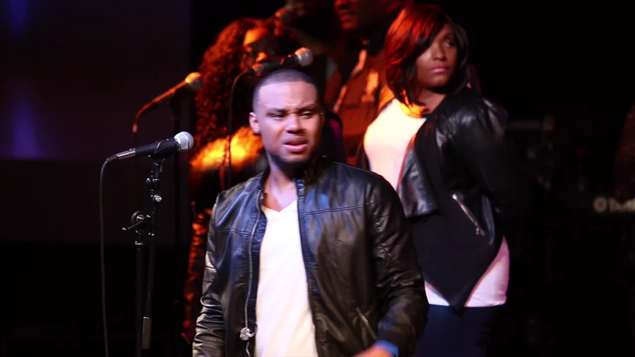 Todd Dulaney - Victory Belongs To Jesus (LIVE)