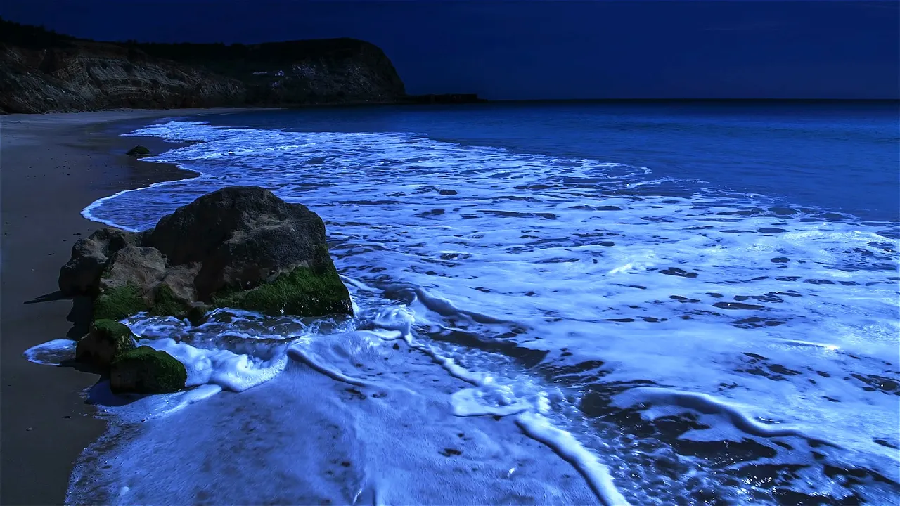 Waves Rolling Ashore, Deep Sleeping On A Calm Night - Listen At Low Volume Waves Rolling Ashore, Deep Sleeping On A Calm Night - Listen At Low Volume