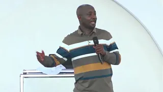 HISTORIA USIYOIJUA JINSI MAREHEMU REMMY ONGALA ALIVYOKOKA KANISANI KWA ASKOFU GWAJIMA 