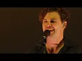 Download Lagu Vance Joy - Saturday Sun (Live at Sydney Opera House)