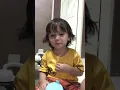 Download Lagu Minum susu pakai gelas semua .. yeay