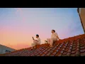 Download Lagu Daun Jatuh - Sebesar Itu Artimu Di Hidupku (Official Music Video)