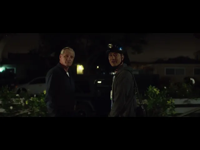 Falling - Storia di un padre | Clip 'Il Bacio'