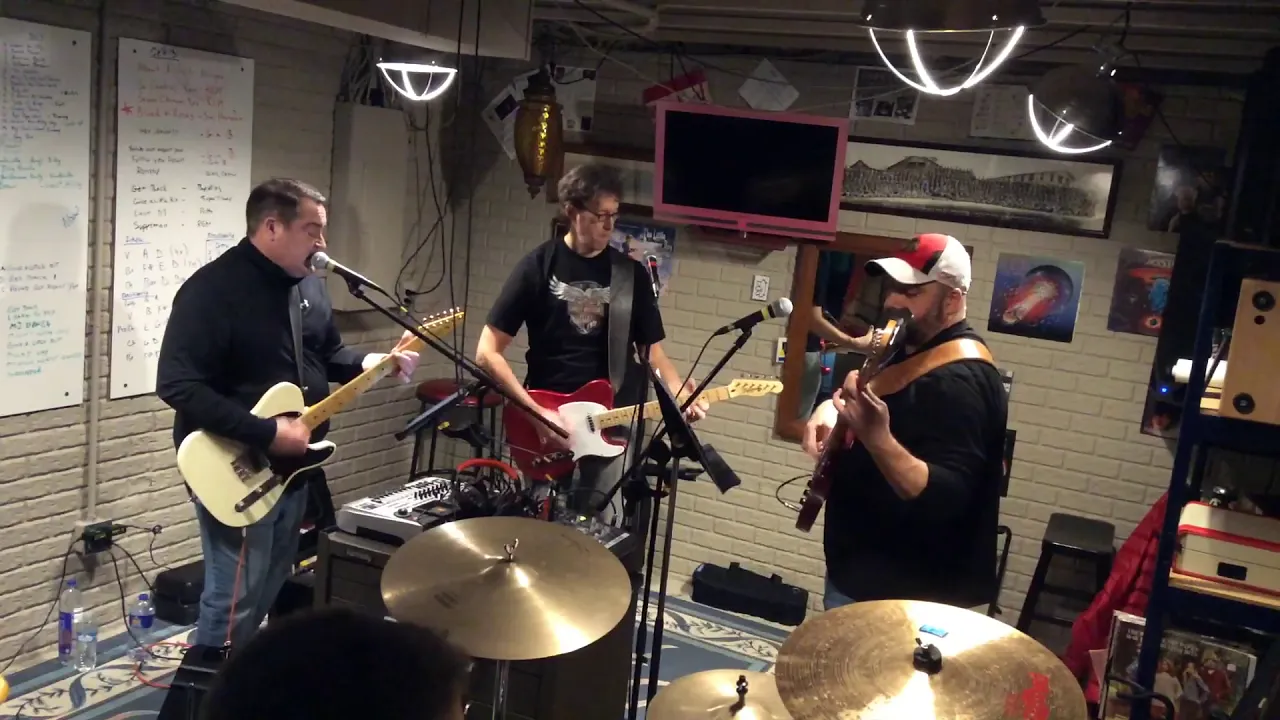 7 Chinese Brothers - REM cover by Lost FM 7 Chinese Brothers - REM cover by Lost FM