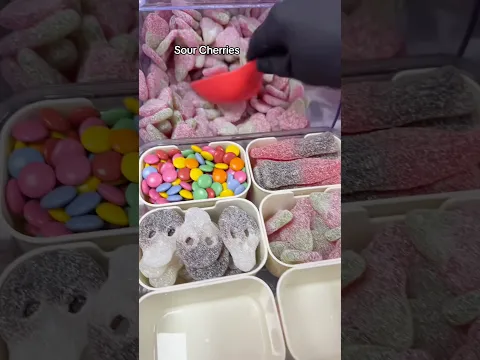 🍬👶🏻March, April & May babies, here’s your Snackle Box! Are you happy or sad?!👶🏻🍬 #shorts