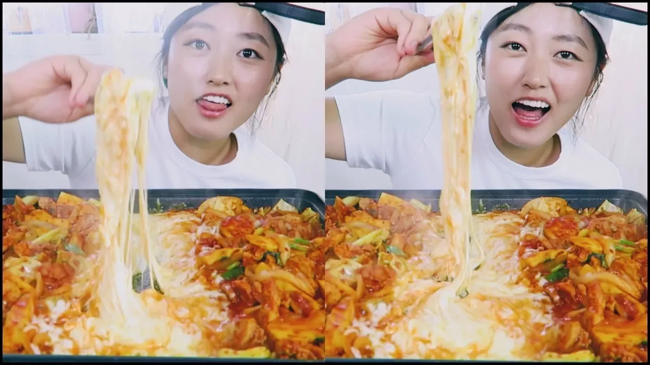 The Sea of Cheese Mukbang