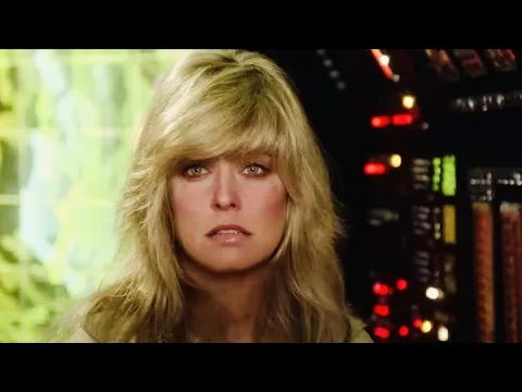 FARRAH BATTLES ROBOT! Saturn 3