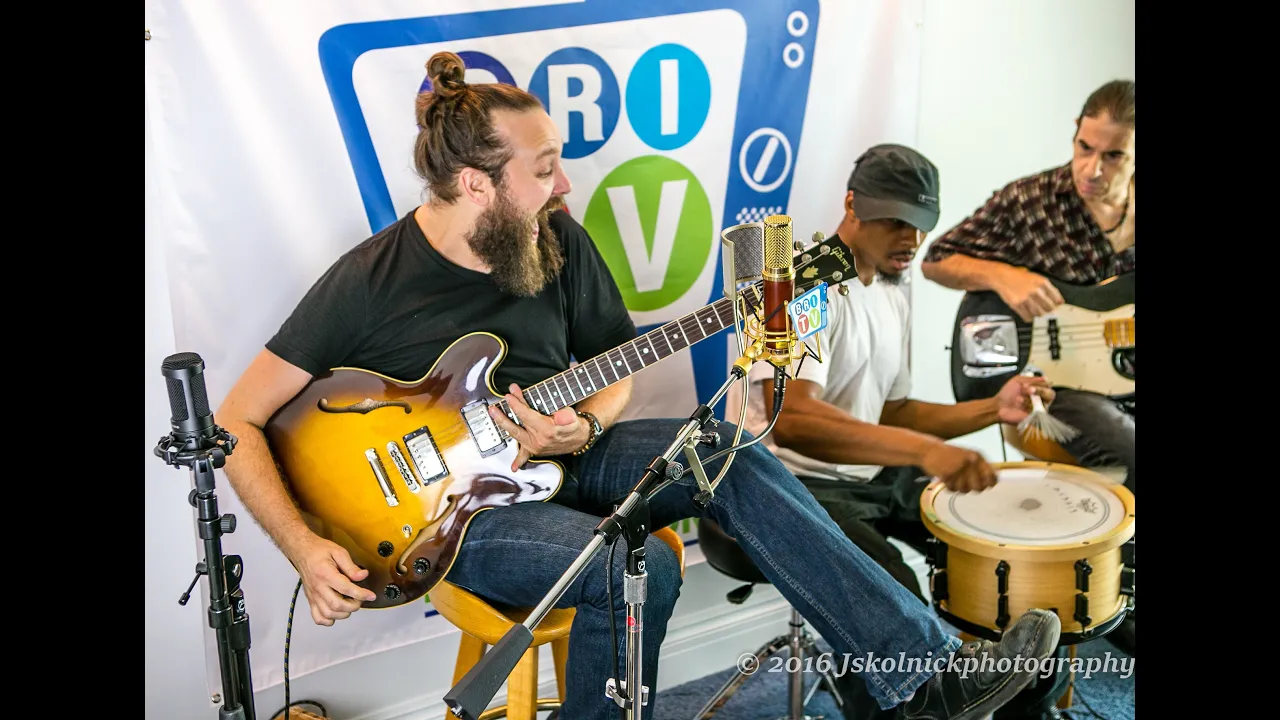 "Brunette Woman" Jeff Jensen Band Live on BRI TV