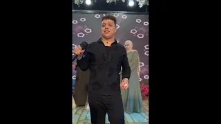 محمد شكشك  علشان بحبك انا  شوف شكشك القلوب قال ايه فى الفرح دة  دندنها