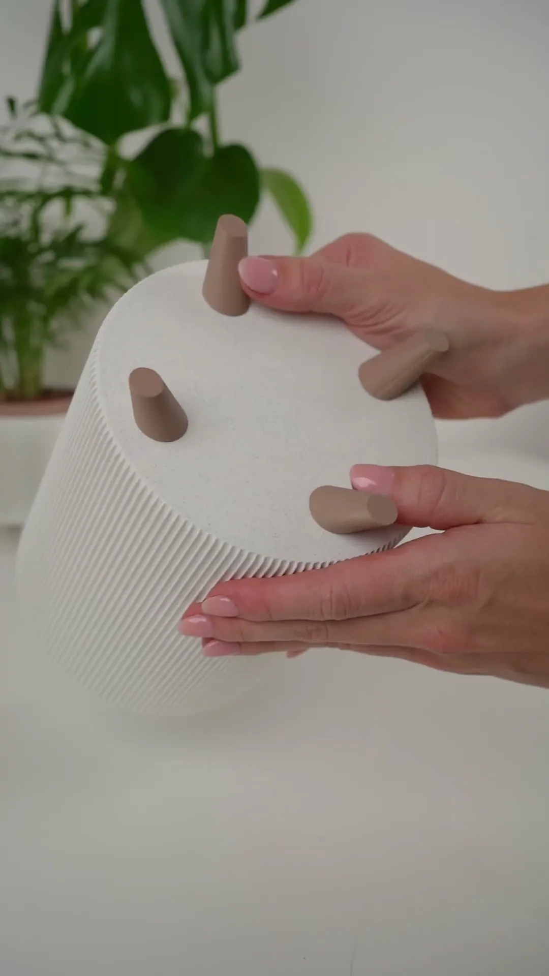 THALOR Tissue Roll Holder