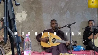 الفنان عبد المالك بوقلقولة باحفوض يبدع في أغنية هاد الغيبة طالت في جلسة فنية فالقمة أرار 