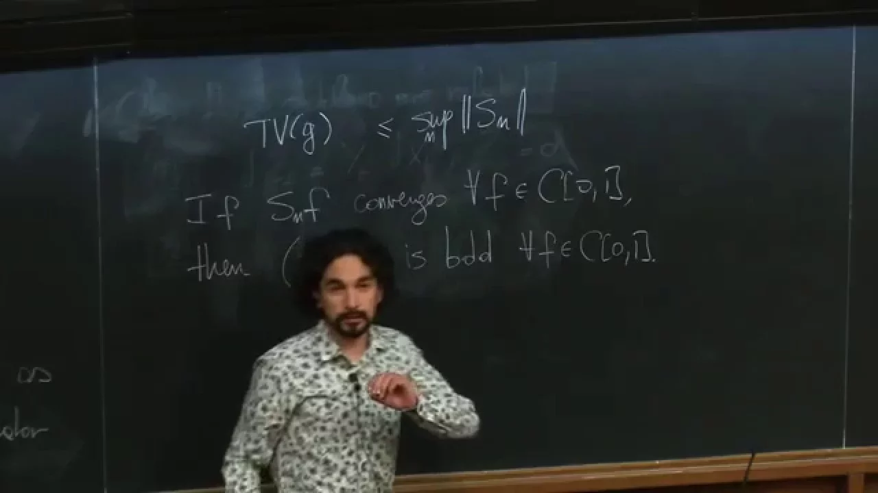 A glimpse at rough integrals and rough differential equations - G. R. Moreno Flores - 2016