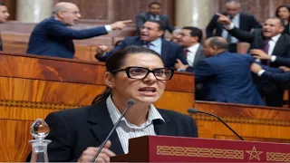 لاكاكا ناضت في البرلمان 