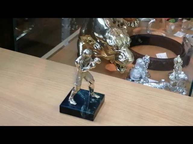 Видео-обзор Статуэтка 'Боксер на ринге'