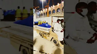ماذا لو كانت جنازتك هنا مشهد مهيب لخروج الجنائز من الحرم المكي مآثر اكسبلور مكة المكرمة 