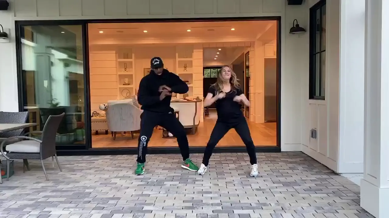 tWitch and Allison dance to "Gettin Jiggy Wit It" by Will Smith (39 Weeks Pregnant)