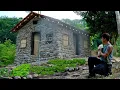 Download Lagu Chef leaves the city for the countryside, renovates old house, lives freely off the grid