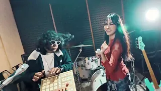 paris barantai pandaz ft kasih studio session 