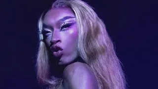 See the Queens site tracks drag shows in NYC