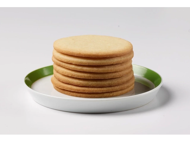 SEVEN STEPS TO FLAWLESS ROLLED COOKIES WITH JULIA M USHER