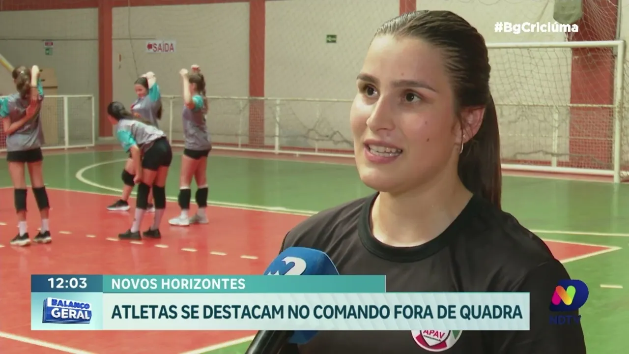 Novos horizontes: duas atletas, reveladas no time de volei de Forquilhinha, se tornam treinadoras