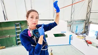 CATAMARAN BUILD – Dusty & BRUISED … But the Cockpit Seats are Bonded!! (MJ Sailing – Ep 214)