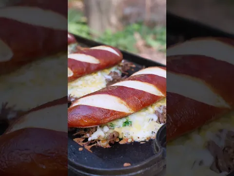 This Is The Best Way To Eat Pulled Meat 🤤 #grilling #sandwich #foodie