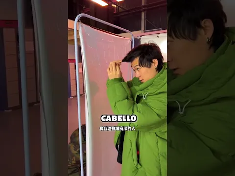 Intentó no reírse, pero no pudo evitarlo 😭😂