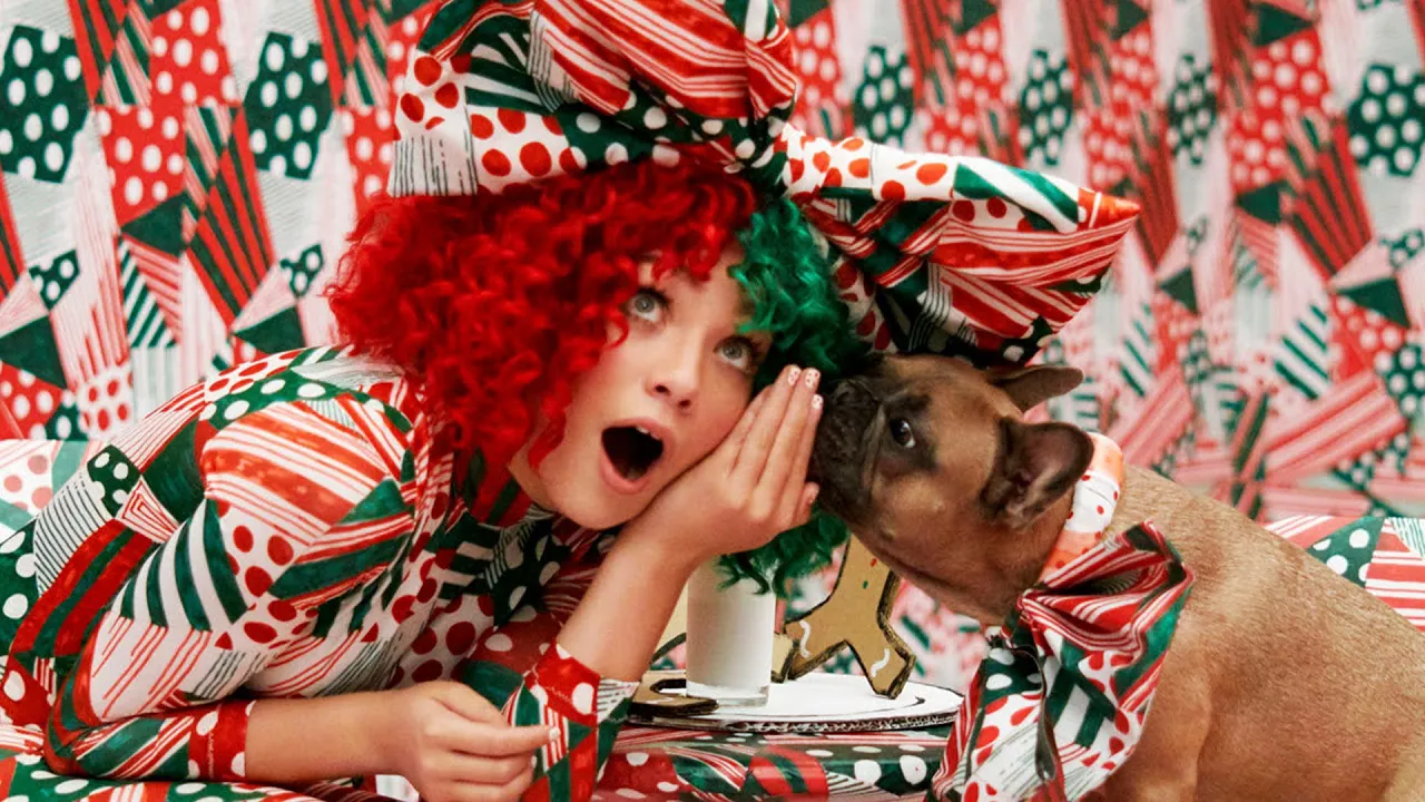 Sia - Everyday Is Christmas (Official Full Album)